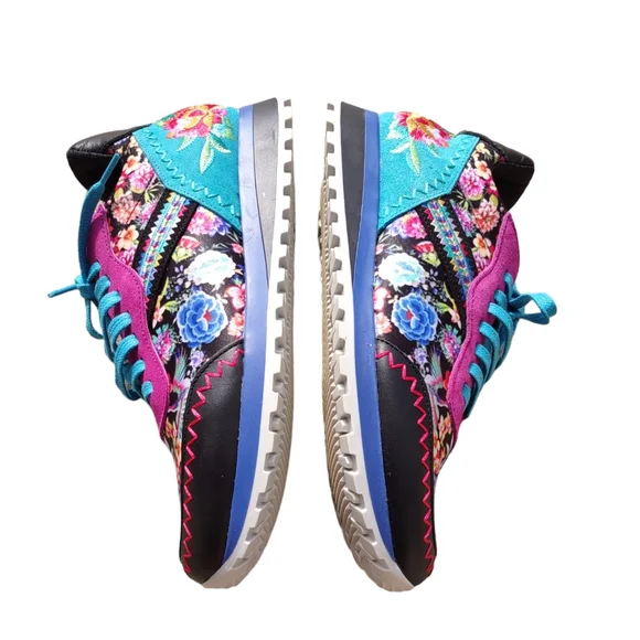 Johnny Was Size Keya Combo Floral Embroidered Laceup